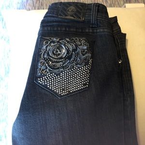 Black skinny jeans !!